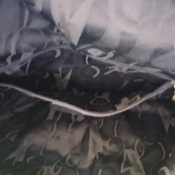 Salvatore Ferragamo Jungle Leopard Shoulder Bag - Picture 10 of 16